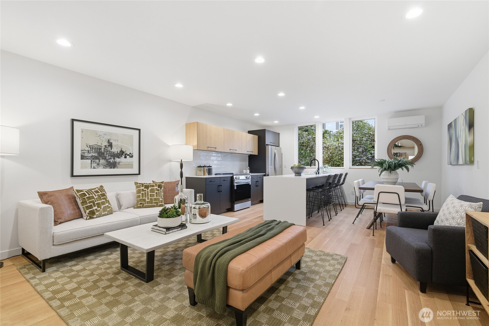 3646 Greenwood Avenue N #B, Seattle, WA 98103