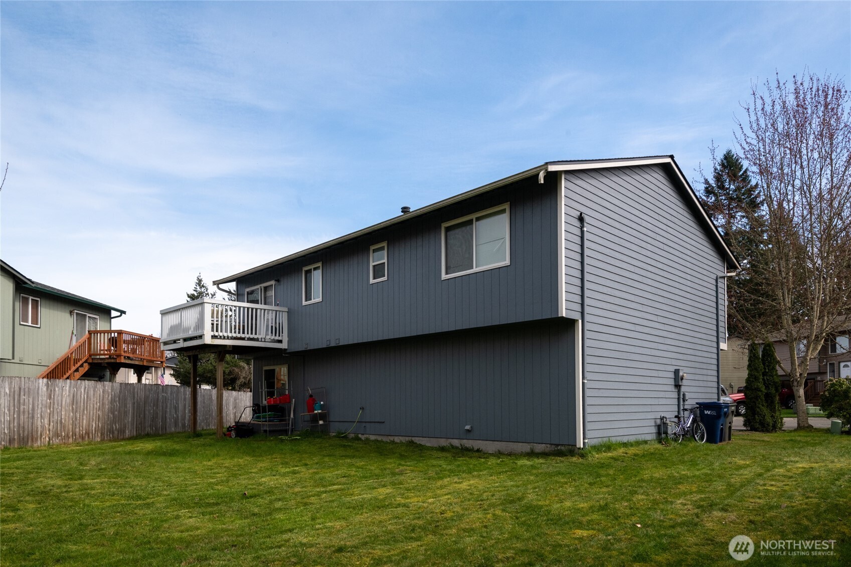 810 84th Drive NE, Lake Stevens, WA 98258-9825