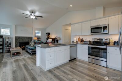 531 Point Brown Avenue SW, Ocean Shores, WA 98569 - Photo 11