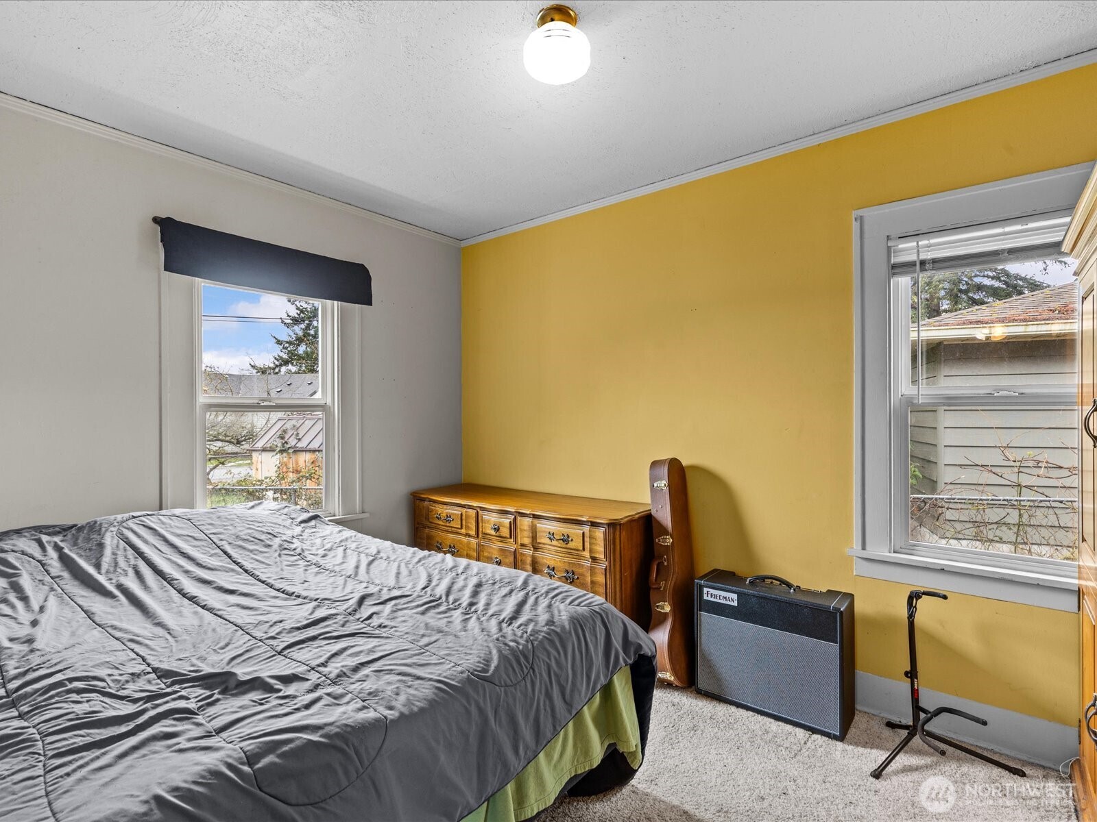 6807 Commercial Avenue , Everett, WA 98203-5304