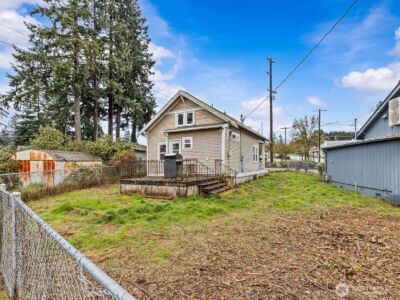 6807 Commercial Avenue , Everett, WA 98203-5304 - Photo 17
