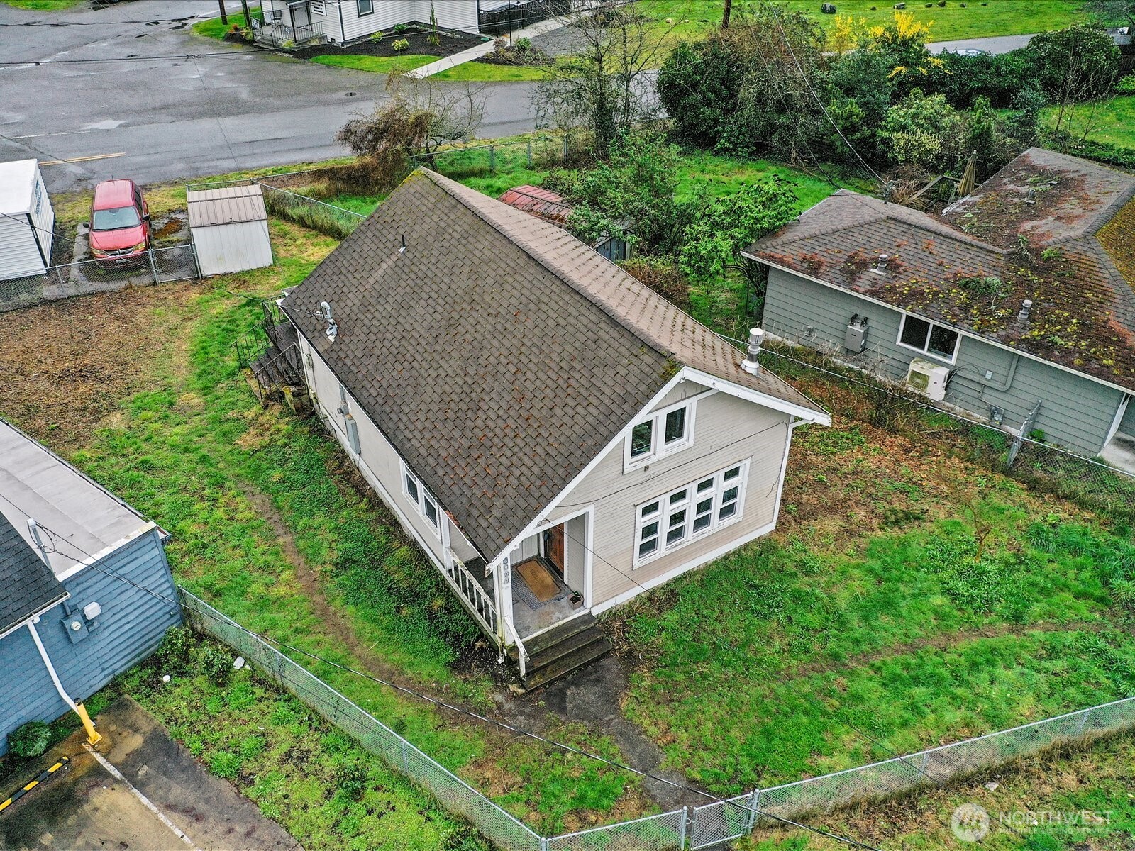 6807 Commercial Avenue , Everett, WA 98203-5304