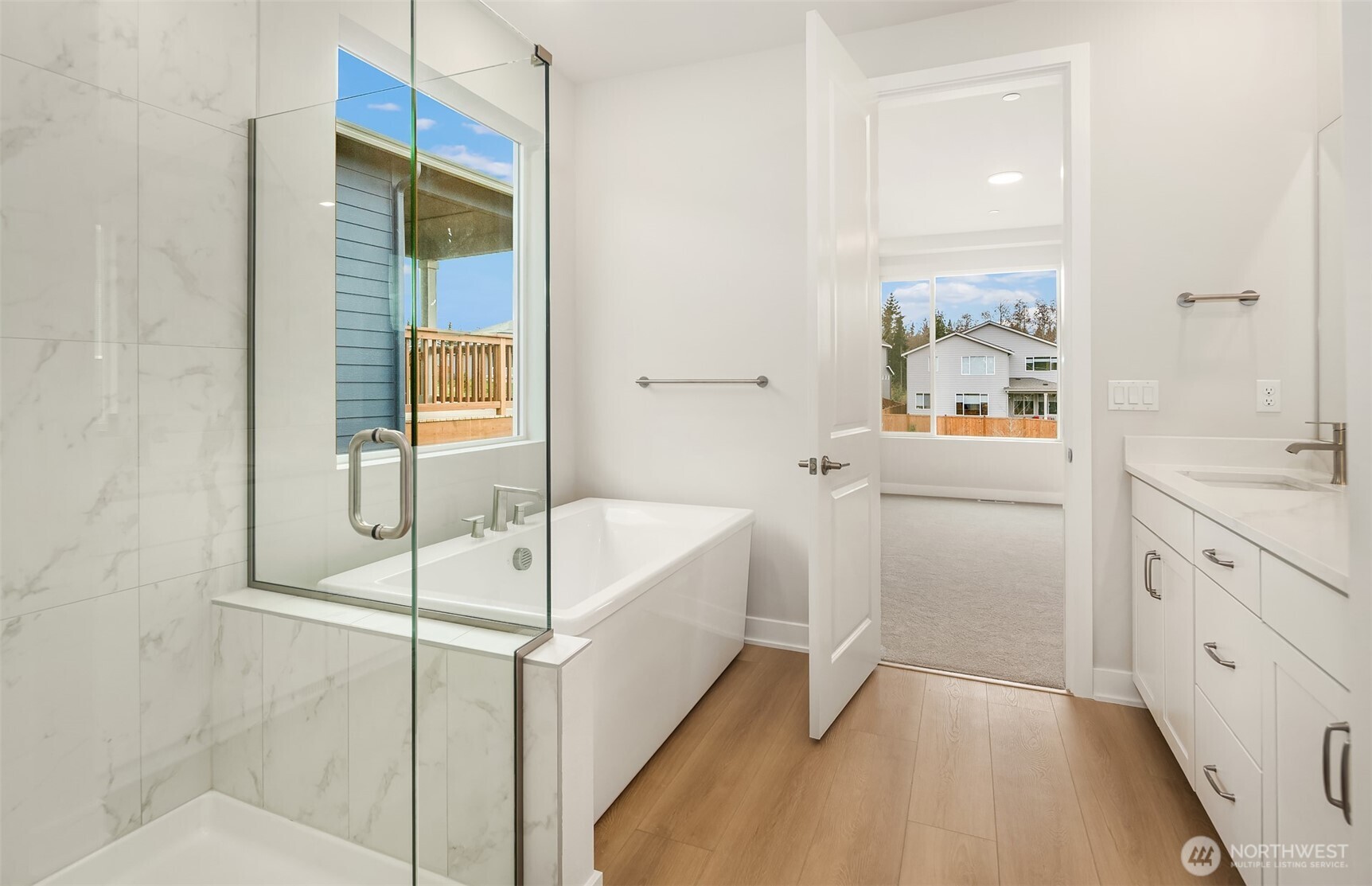 23455 Marinwood Circle NE #0712, Kingston, WA 98346