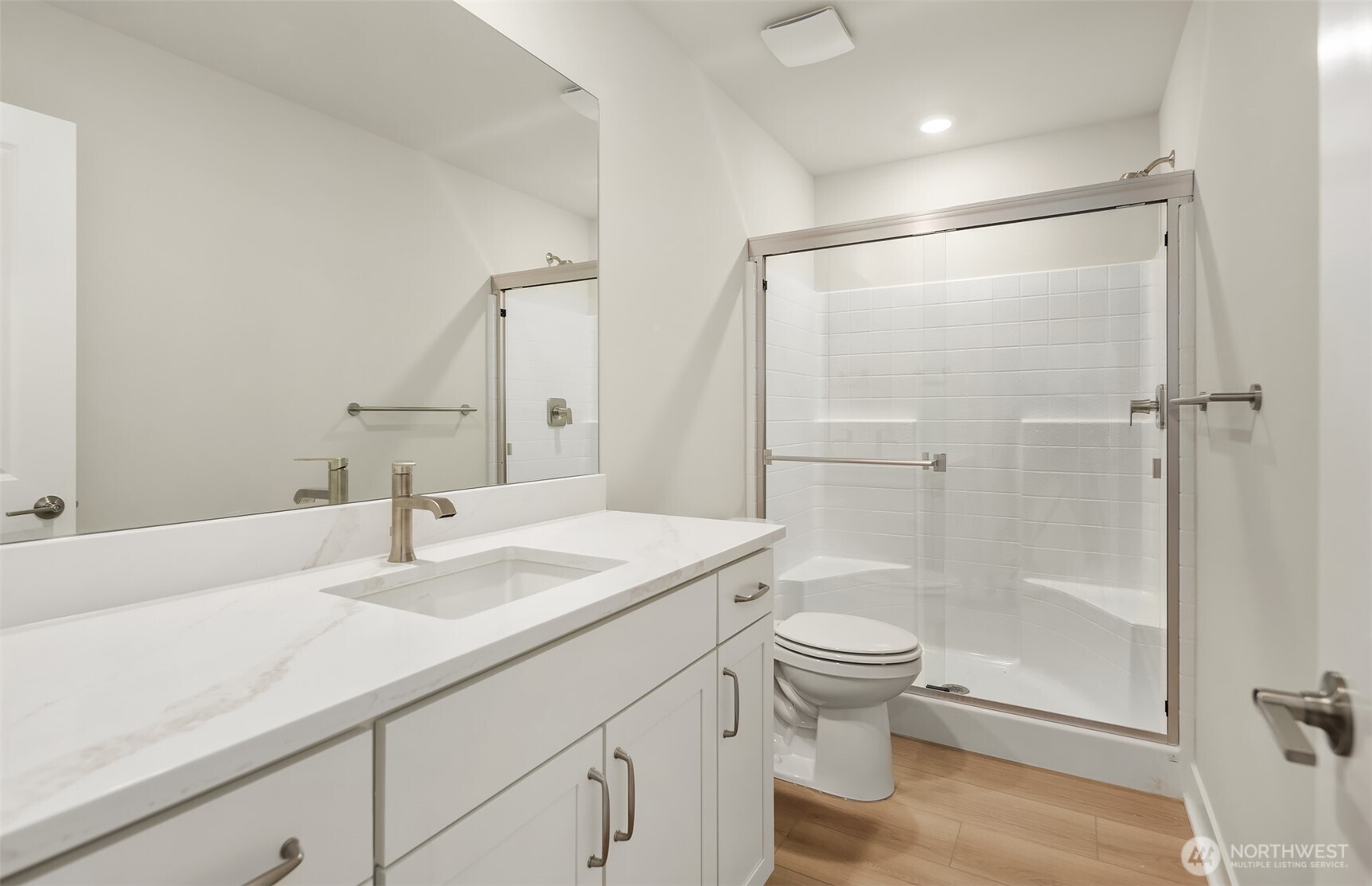 23455 Marinwood Circle NE #0712, Kingston, WA 98346