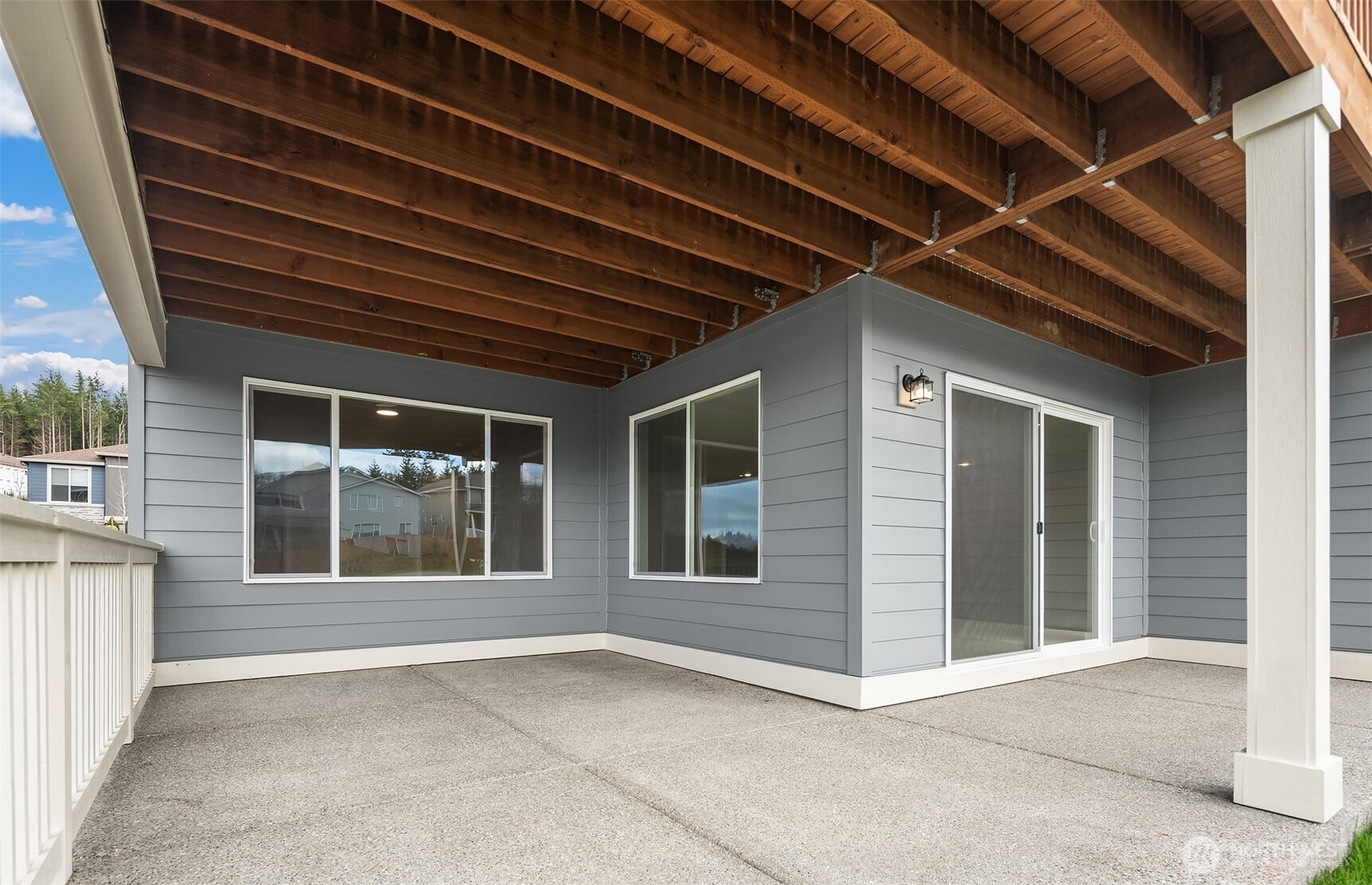 23455 Marinwood Circle NE #0712, Kingston, WA 98346