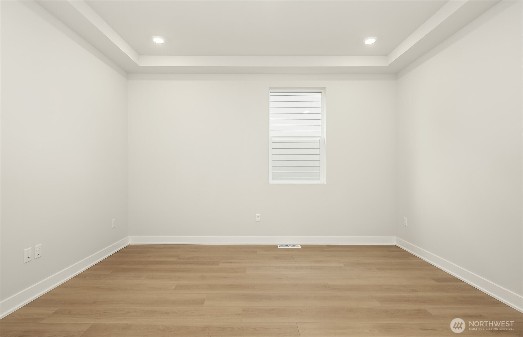 23455 Marinwood Circle NE #0712, Kingston, WA 98346