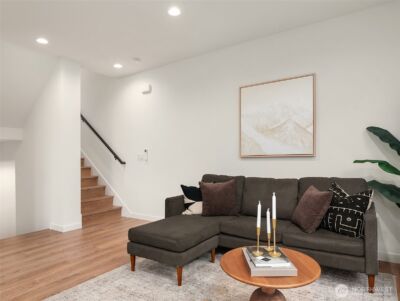 221 NE 75th Street , Seattle, WA 98115 - Photo 11