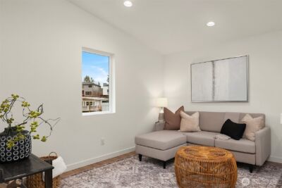 221 NE 75th Street , Seattle, WA 98115 - Photo 24