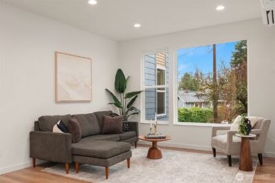 221 NE 75th Street , Seattle, WA 98115 - Photo 10