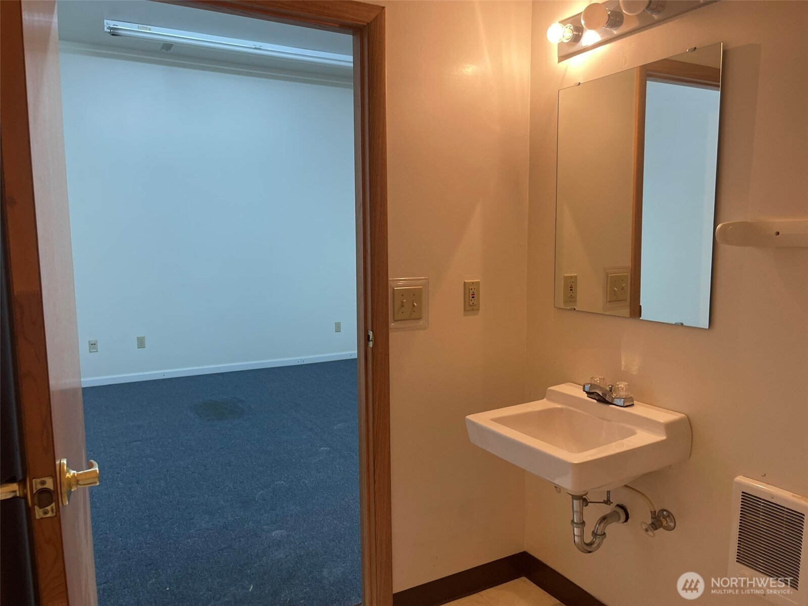 1101 Dale Lane , Mount Vernon, WA 98274