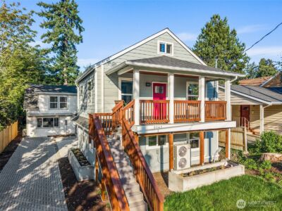 9547 Wallingford Avenue N, Seattle, WA 98103 - Photo 2