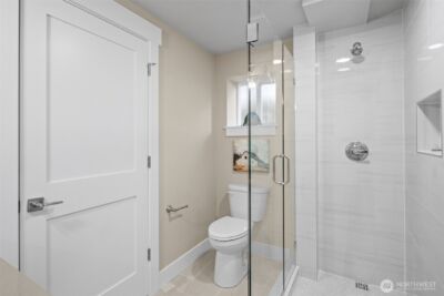 9547 Wallingford Avenue N, Seattle, WA 98103 - Photo 28