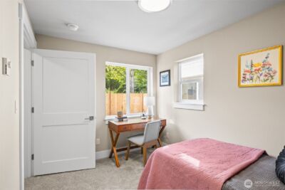 9547 Wallingford Avenue N, Seattle, WA 98103 - Photo 31