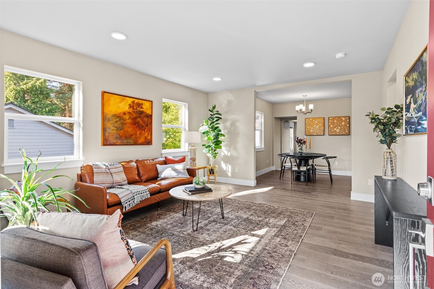 9547 Wallingford Avenue N, Seattle, WA 98103