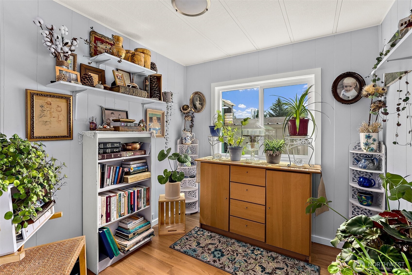 1050 Howard Street #9, Raymond, WA 98577