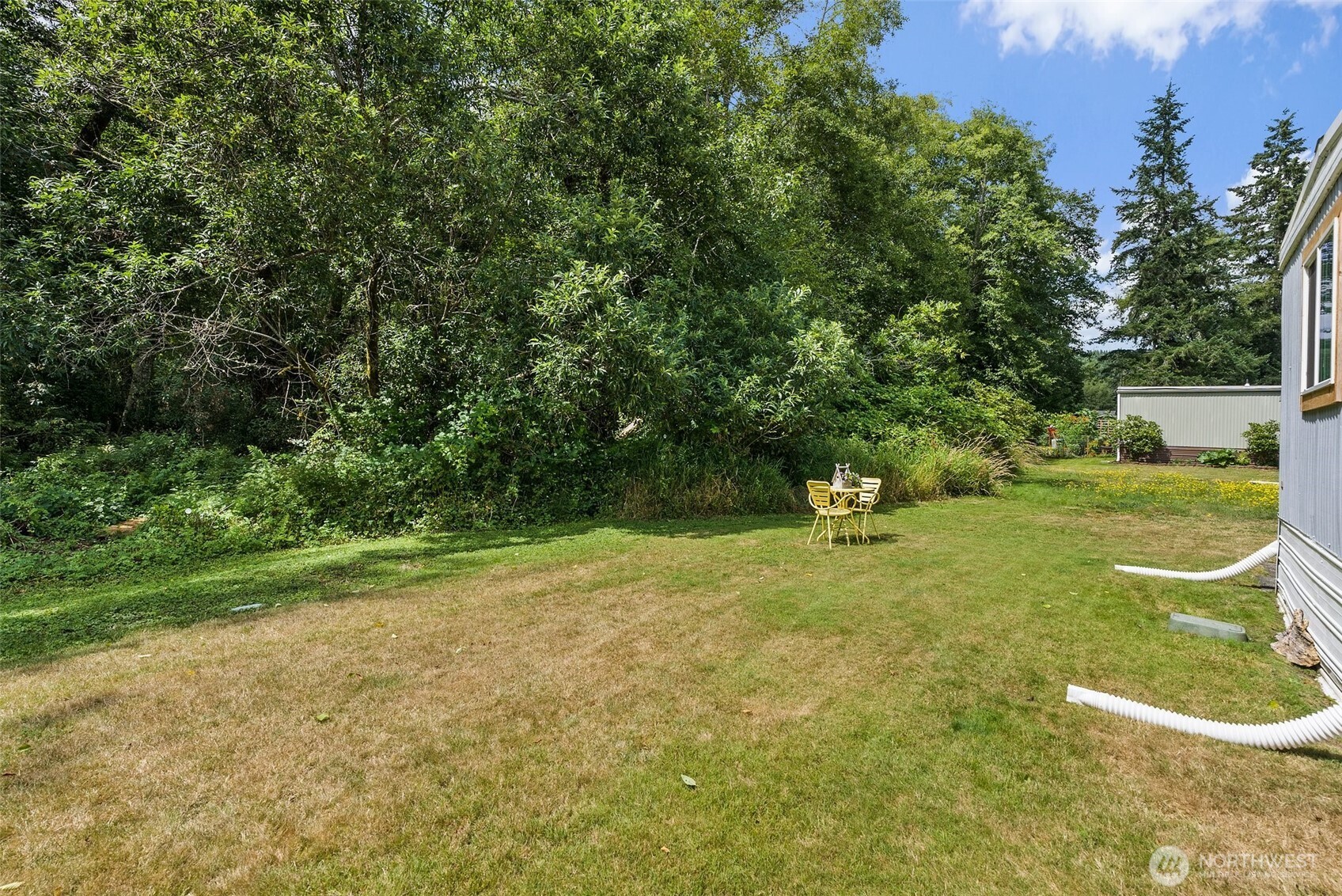 1050 Howard Street #9, Raymond, WA 98577