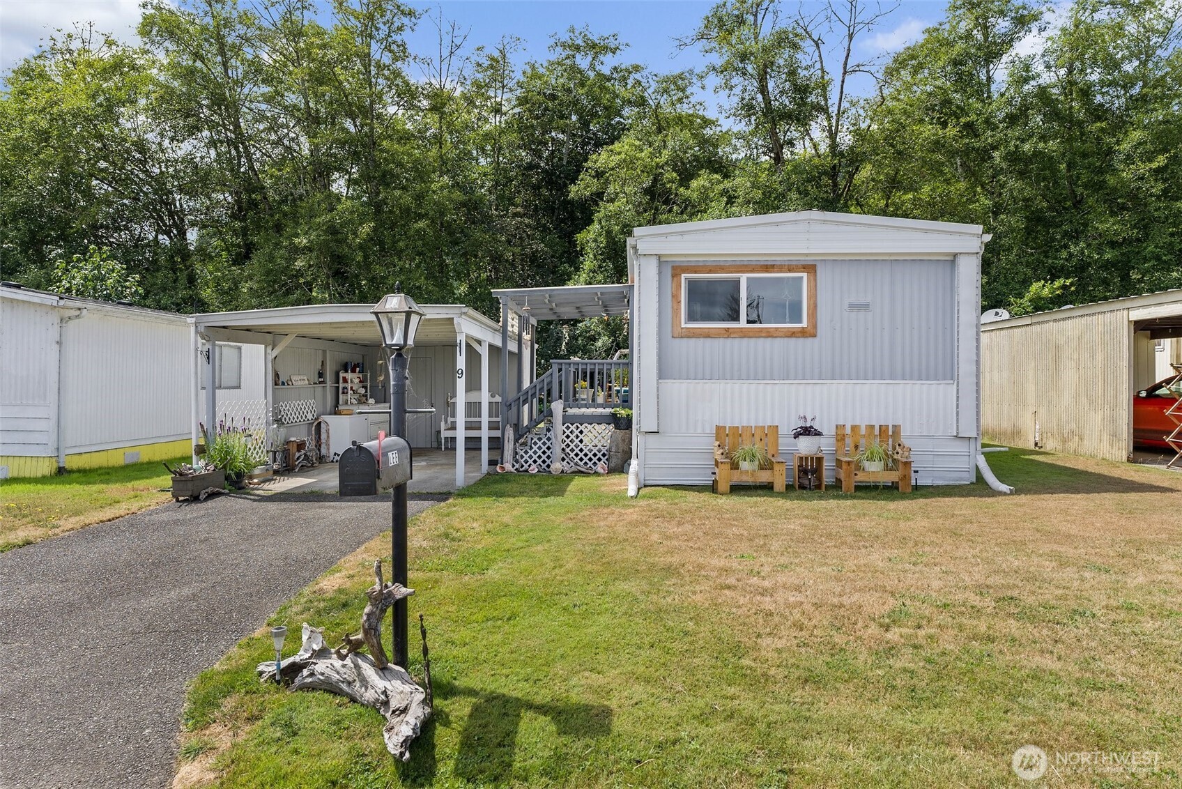 1050 Howard Street #9, Raymond, WA 98577