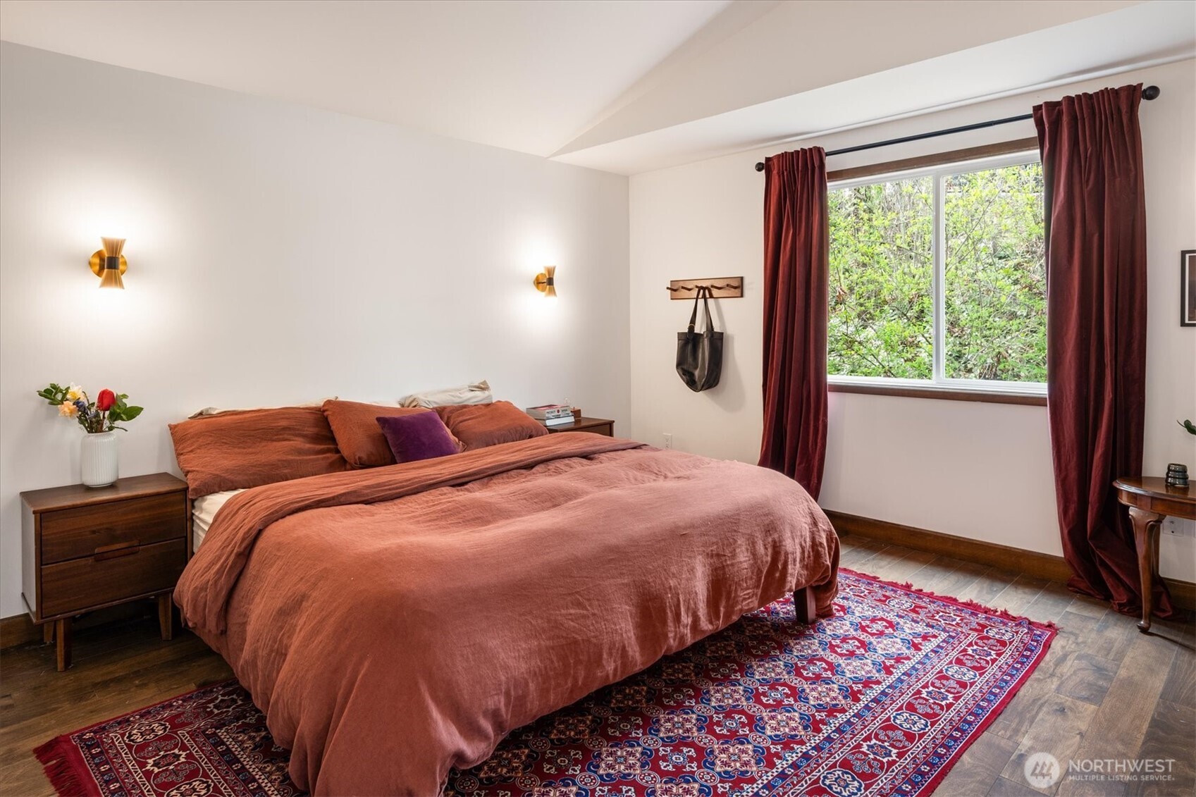 9642 Beacon Avenue S, Seattle, WA 98118