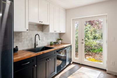 9642 Beacon Avenue S, Seattle, WA 98118 - Photo 29