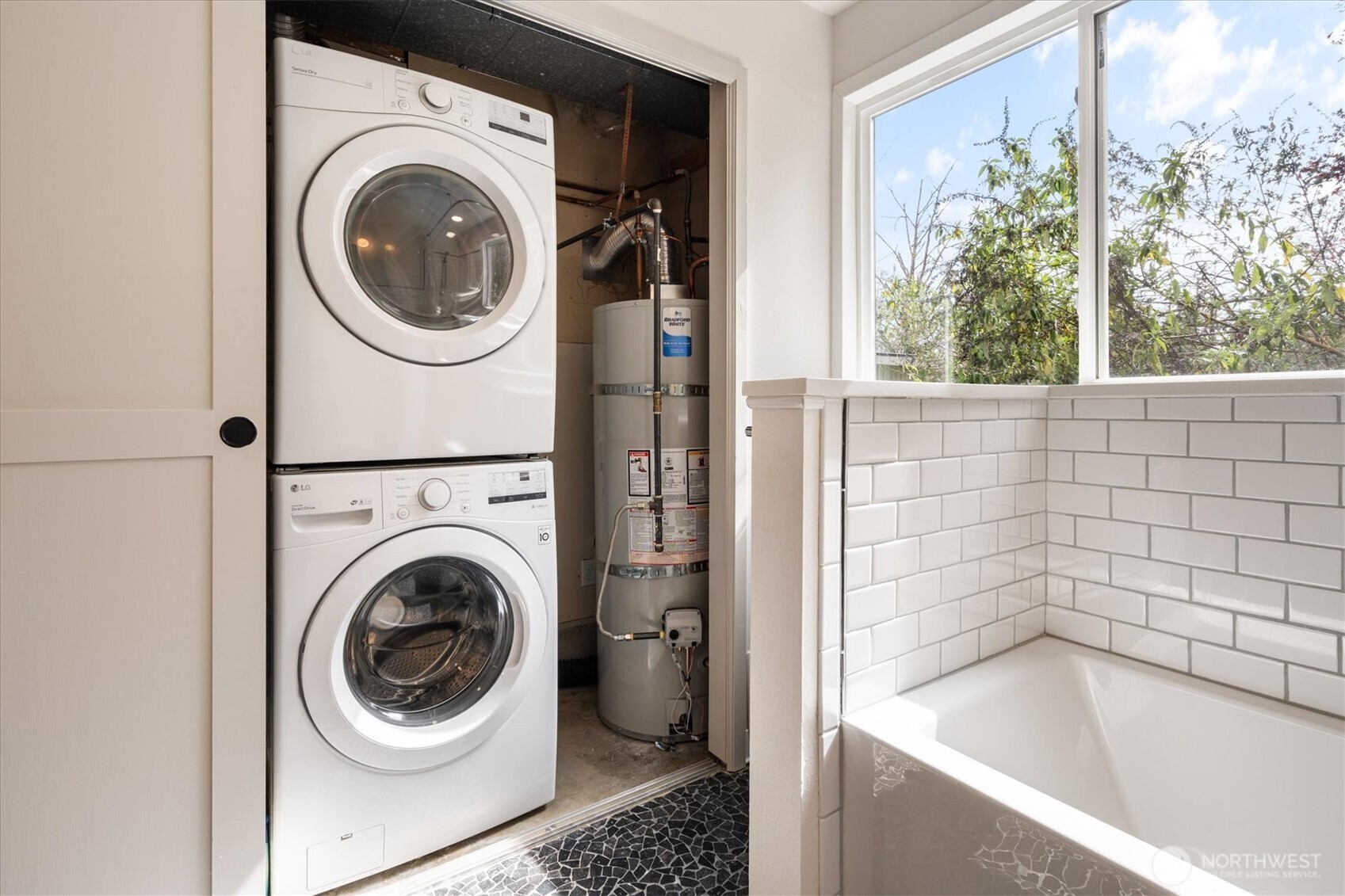 9642 Beacon Avenue S, Seattle, WA 98118