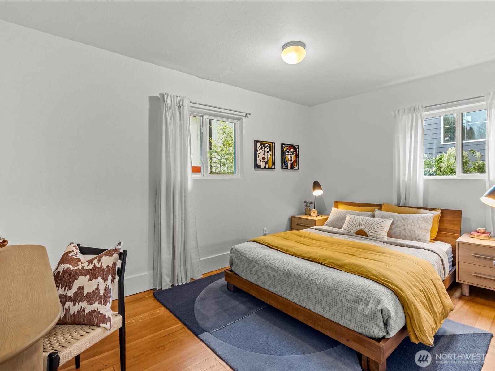 8117 17th Avenue SW, Seattle, WA 98106