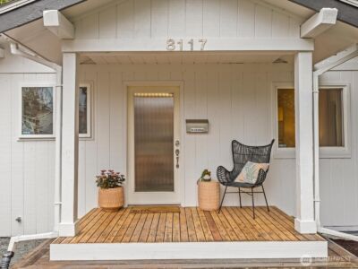 8117 17th Avenue SW, Seattle, WA 98106 - Photo 2