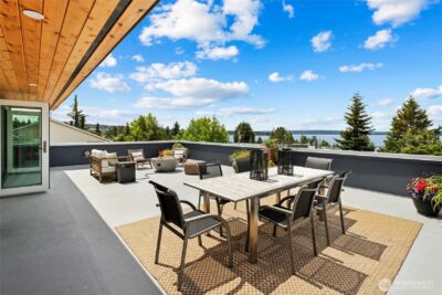 6304 Lakeview Drive , Kirkland, WA 98033