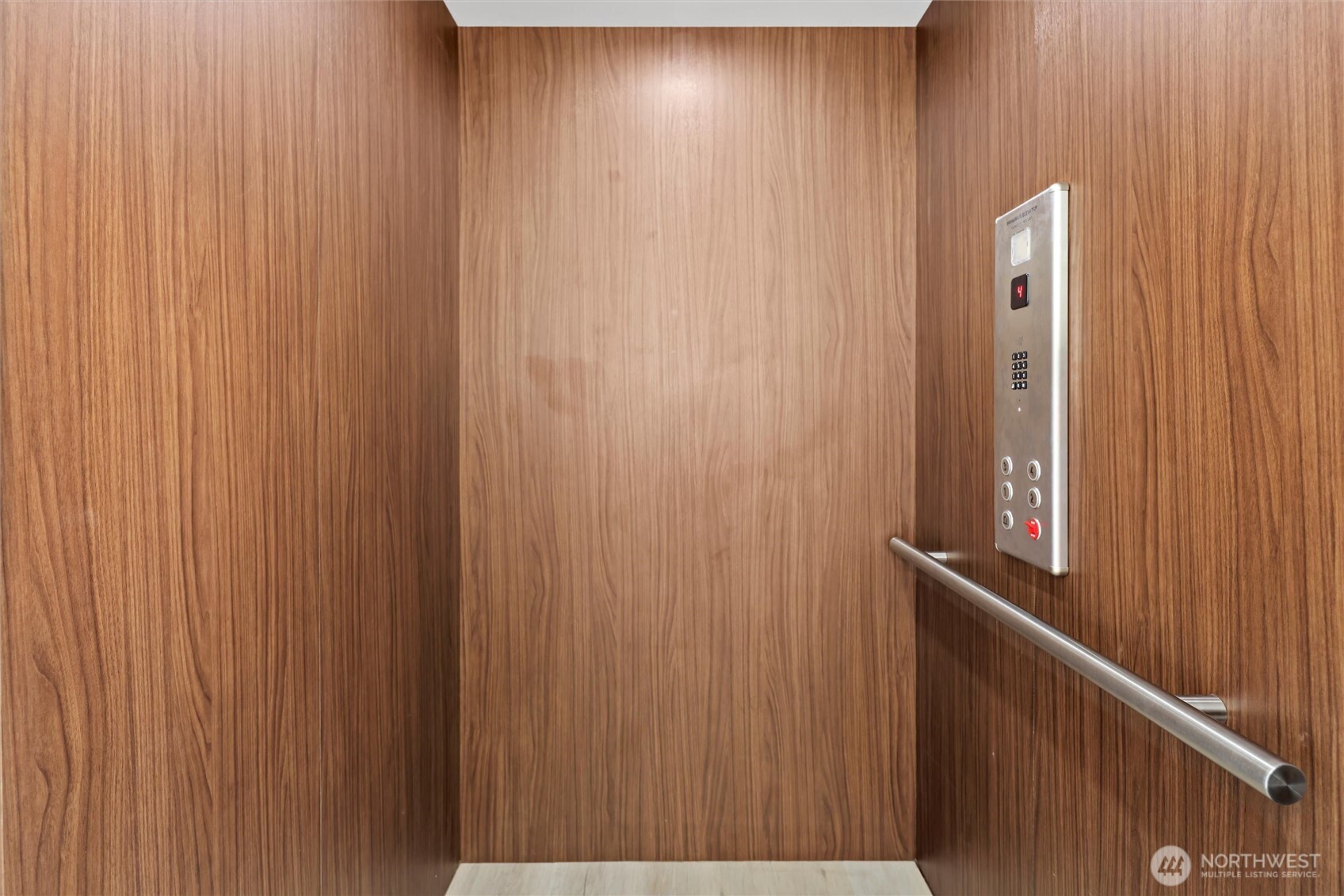 6304 Lakeview Drive , Kirkland, WA 98033