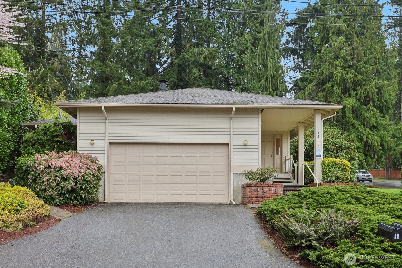 12005 NE 83rd Street , Kirkland, WA 98033