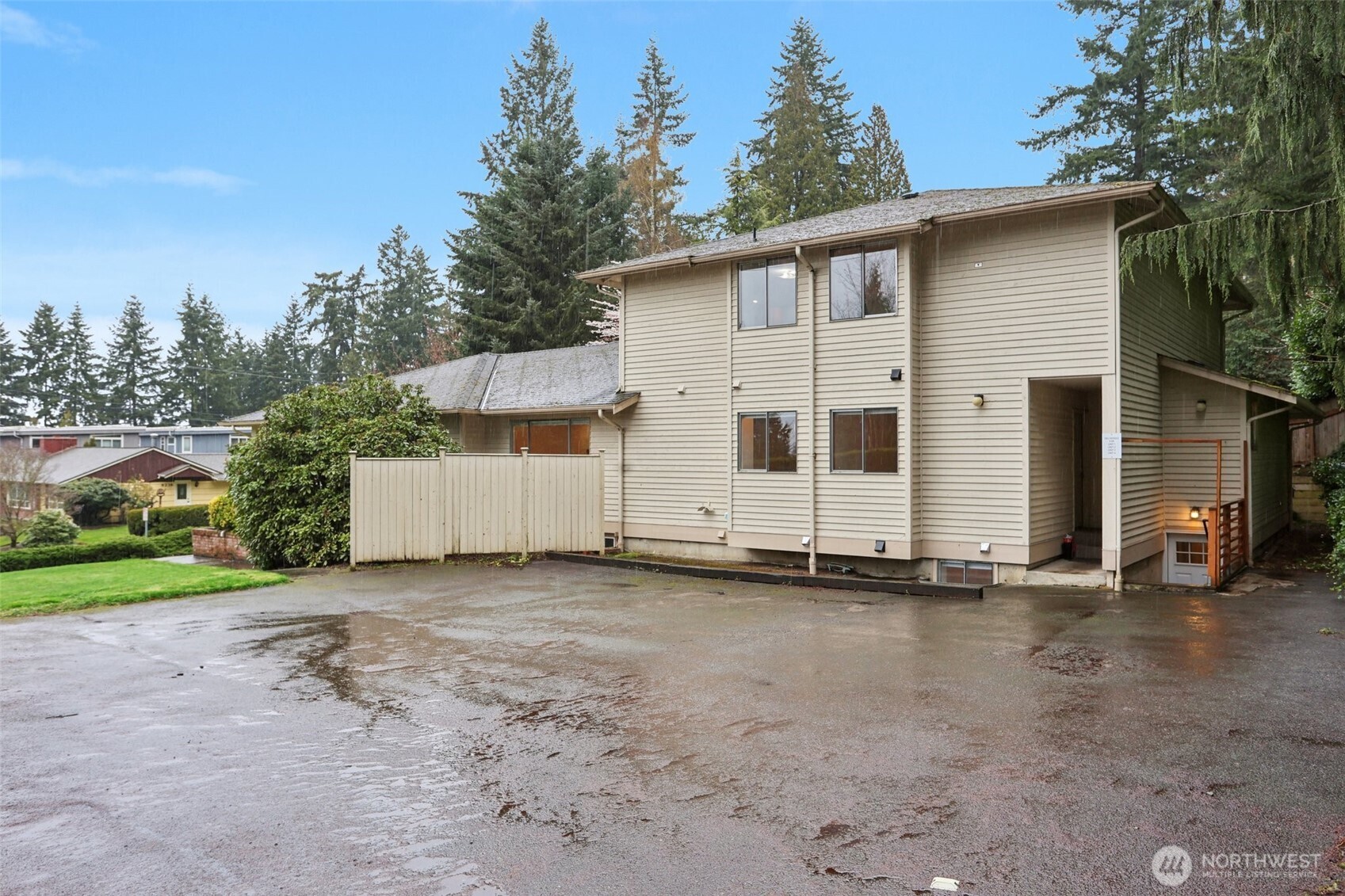 12005 NE 83rd Street , Kirkland, WA 98033