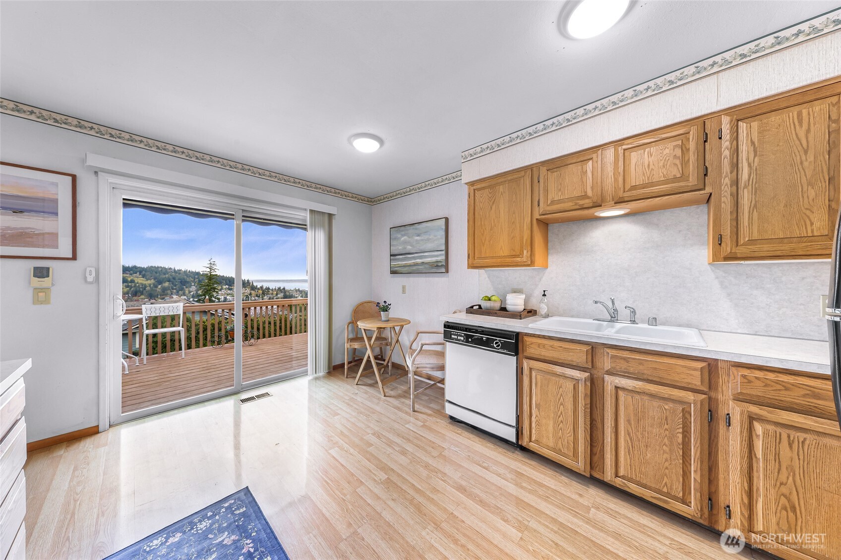 817 Racine Street , Bellingham, WA 98229