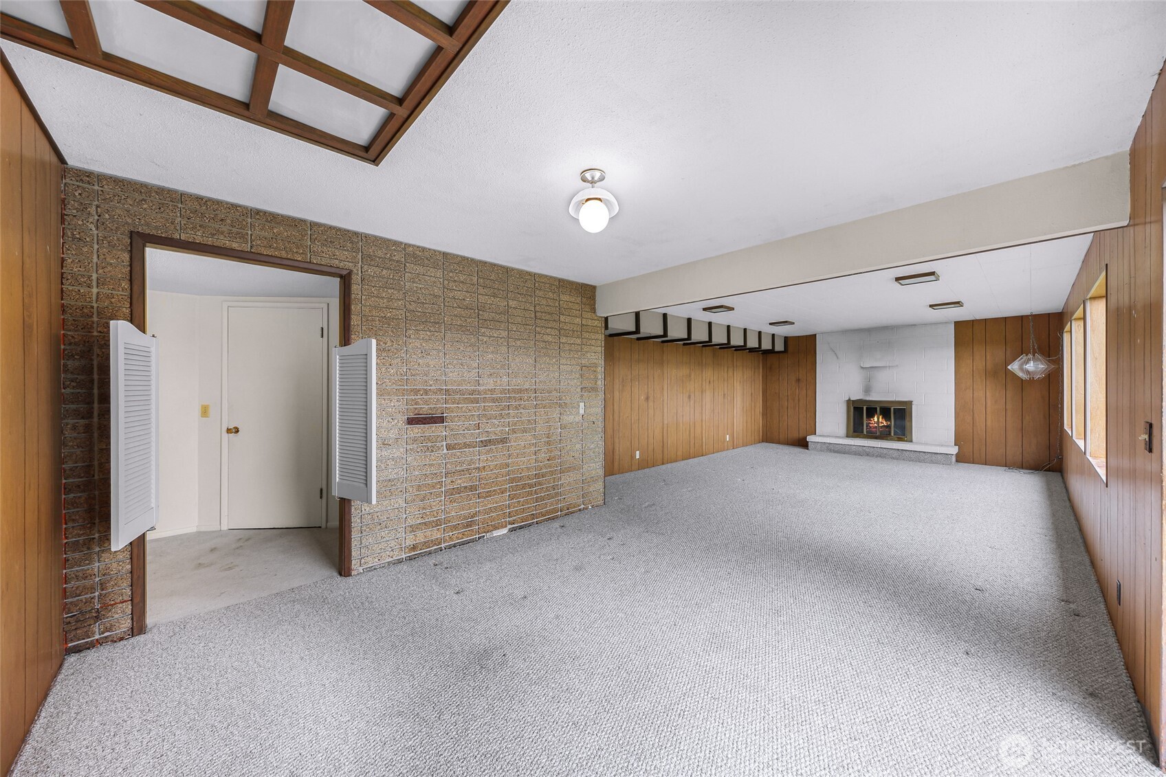 817 Racine Street , Bellingham, WA 98229