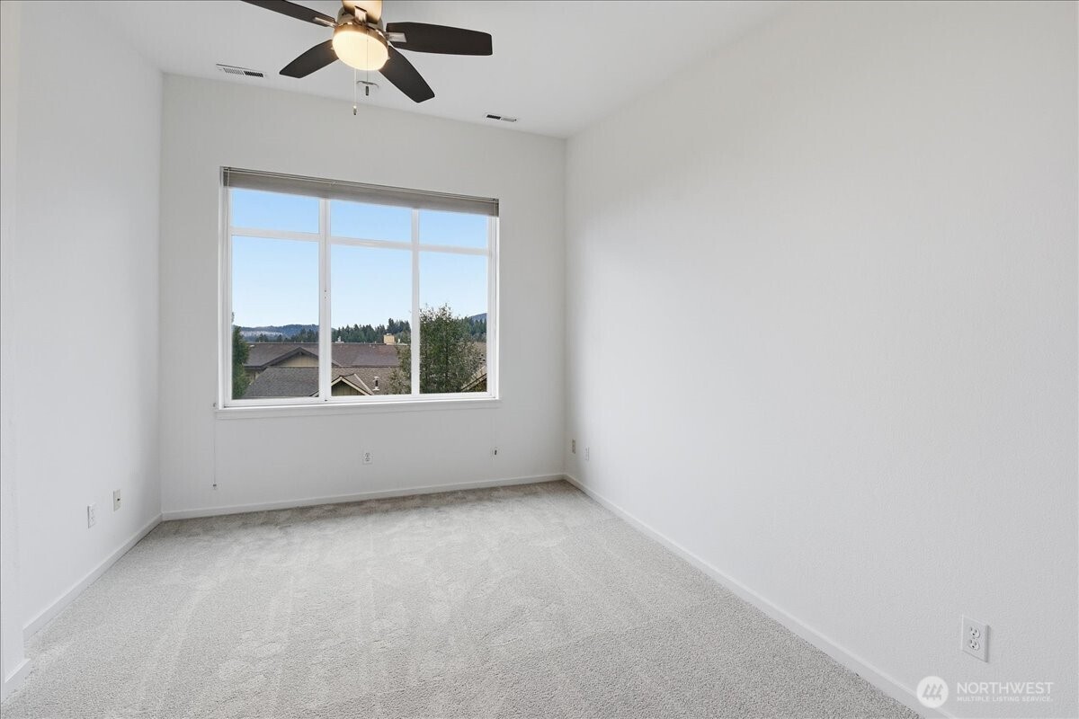 63 Cougar Ridge Road NW #2102, Issaquah, WA 98027