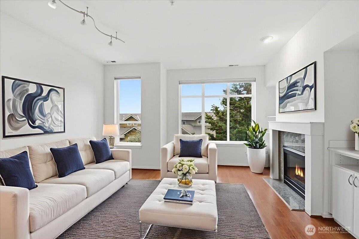 63 Cougar Ridge Road NW #2102, Issaquah, WA 98027