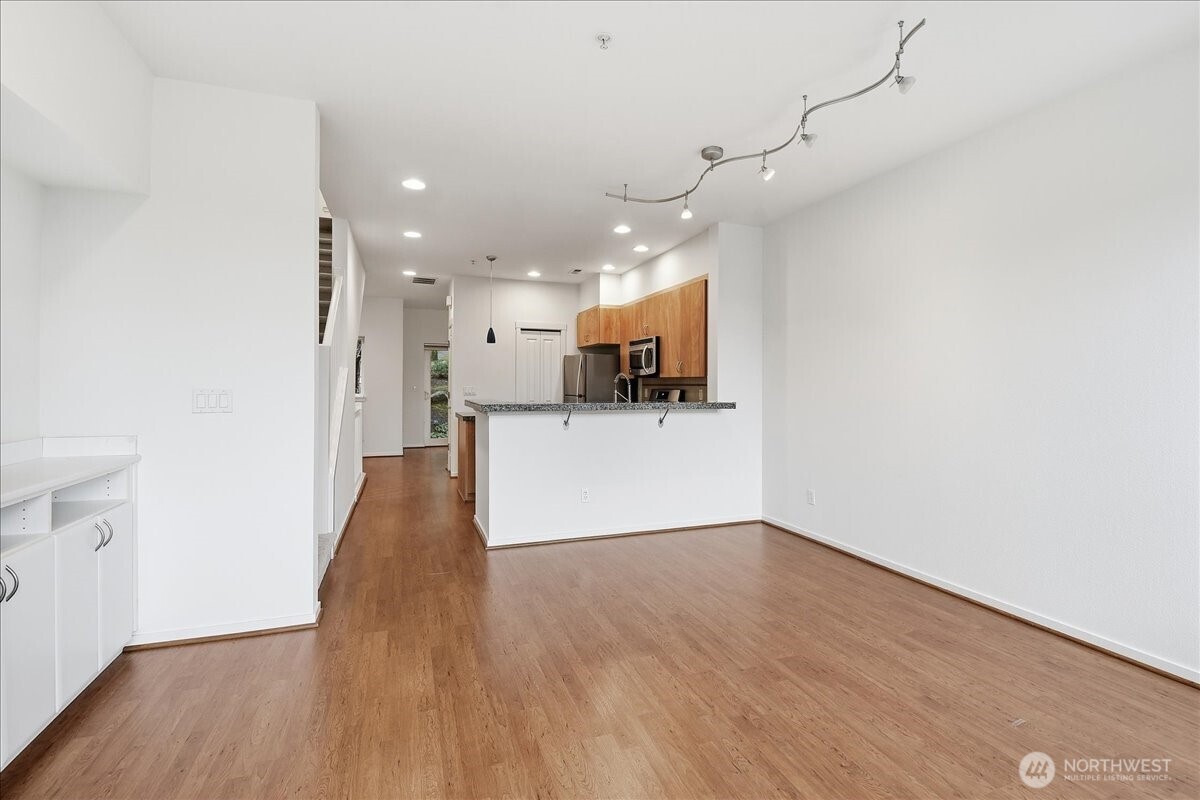 63 Cougar Ridge Road NW #2102, Issaquah, WA 98027