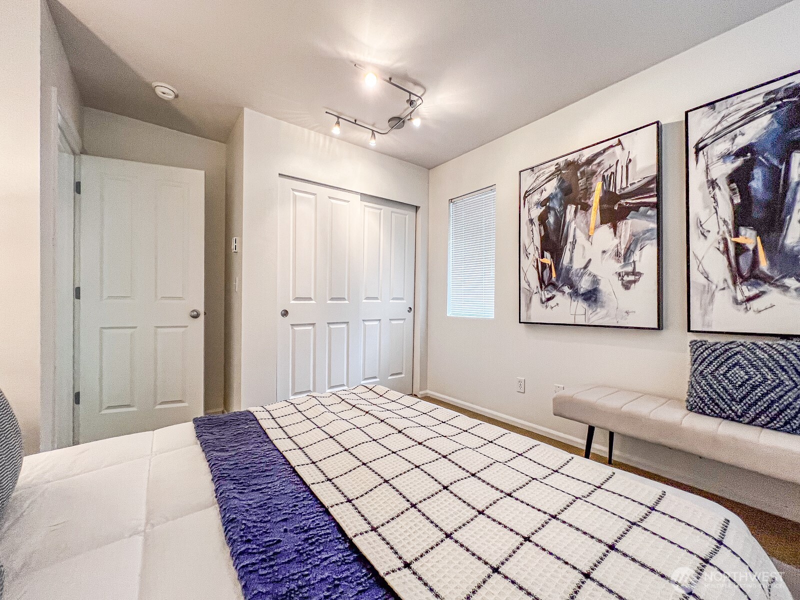 7005 Holly Park Drive S, Seattle, WA 98118