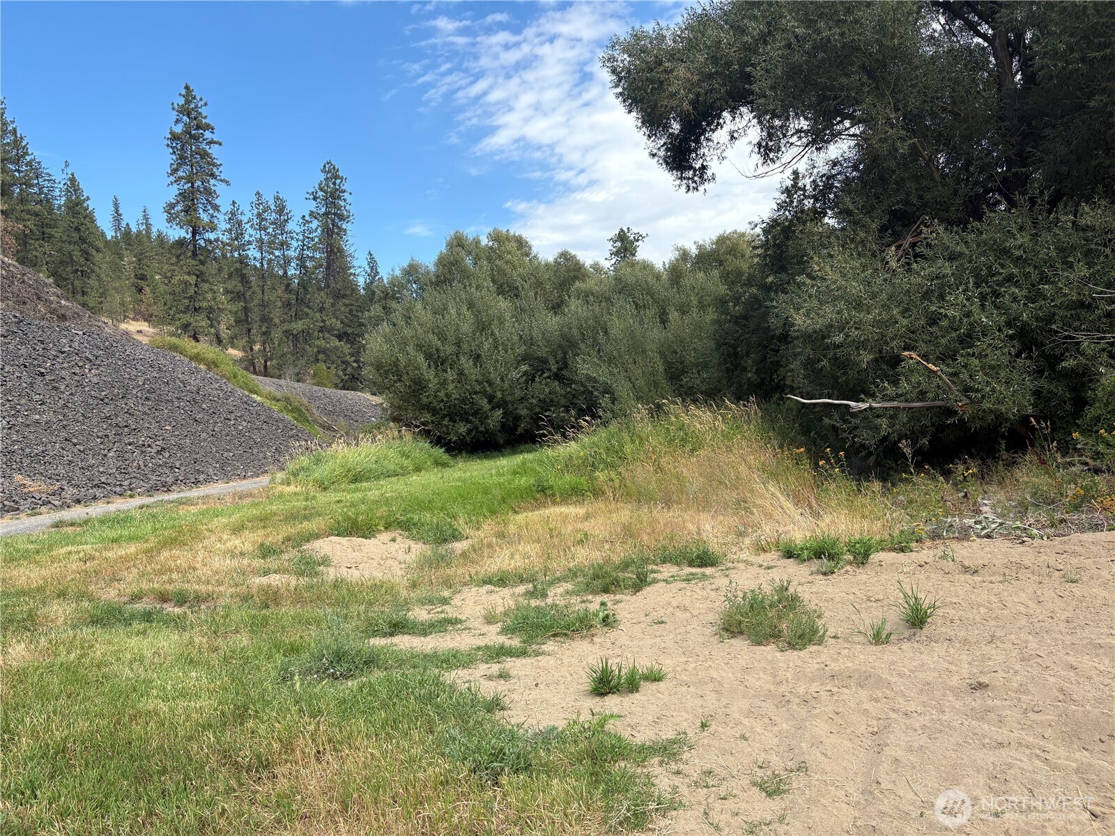 32900 Hawk Creek Ranch Rd N, Davenport, WA 99122