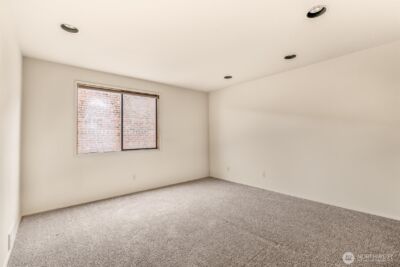 505 W Roy Street #304, Seattle, WA 98119-3882 - Photo 21