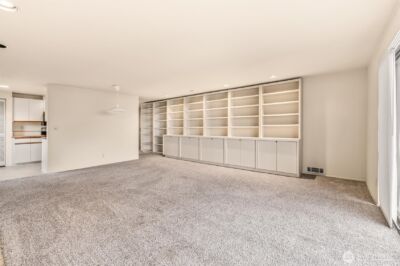 505 W Roy Street #304, Seattle, WA 98119-3882 - Photo 9