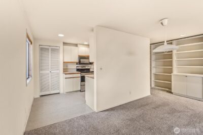 505 W Roy Street #304, Seattle, WA 98119-3882 - Photo 10