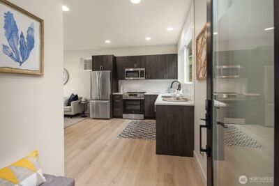 8823 Ashworth Avenue N #B, Seattle, WA 98103 - Photo 3