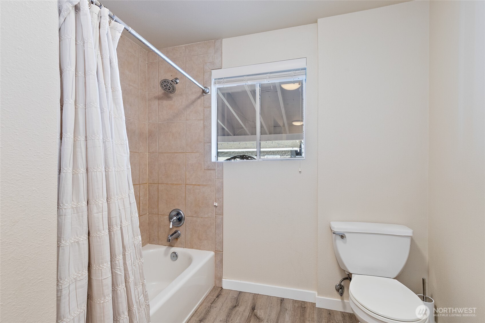 24228 47th Avenue SE, Woodinville, WA 98072