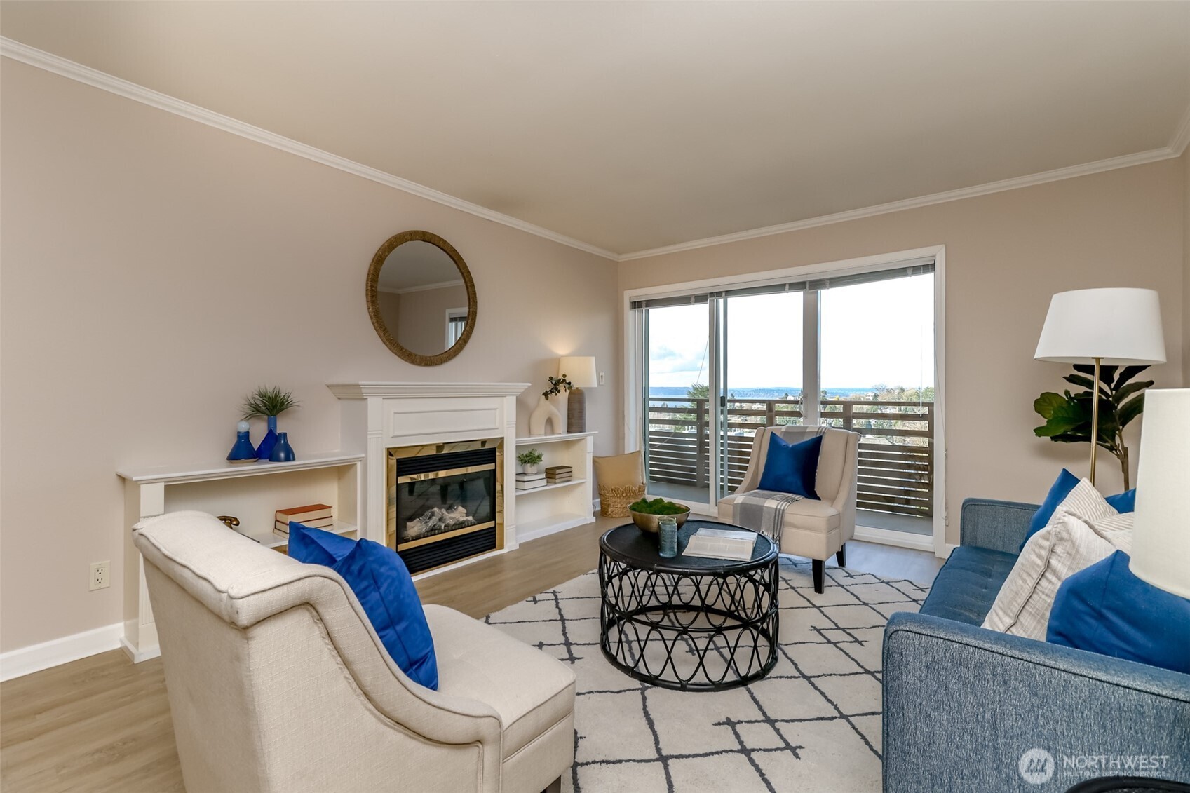 4444 44th Avenue SW #405, Seattle, WA 98116