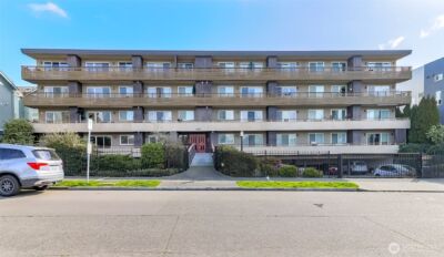 4444 44th Avenue SW #405, Seattle, WA 98116 - Photo 3