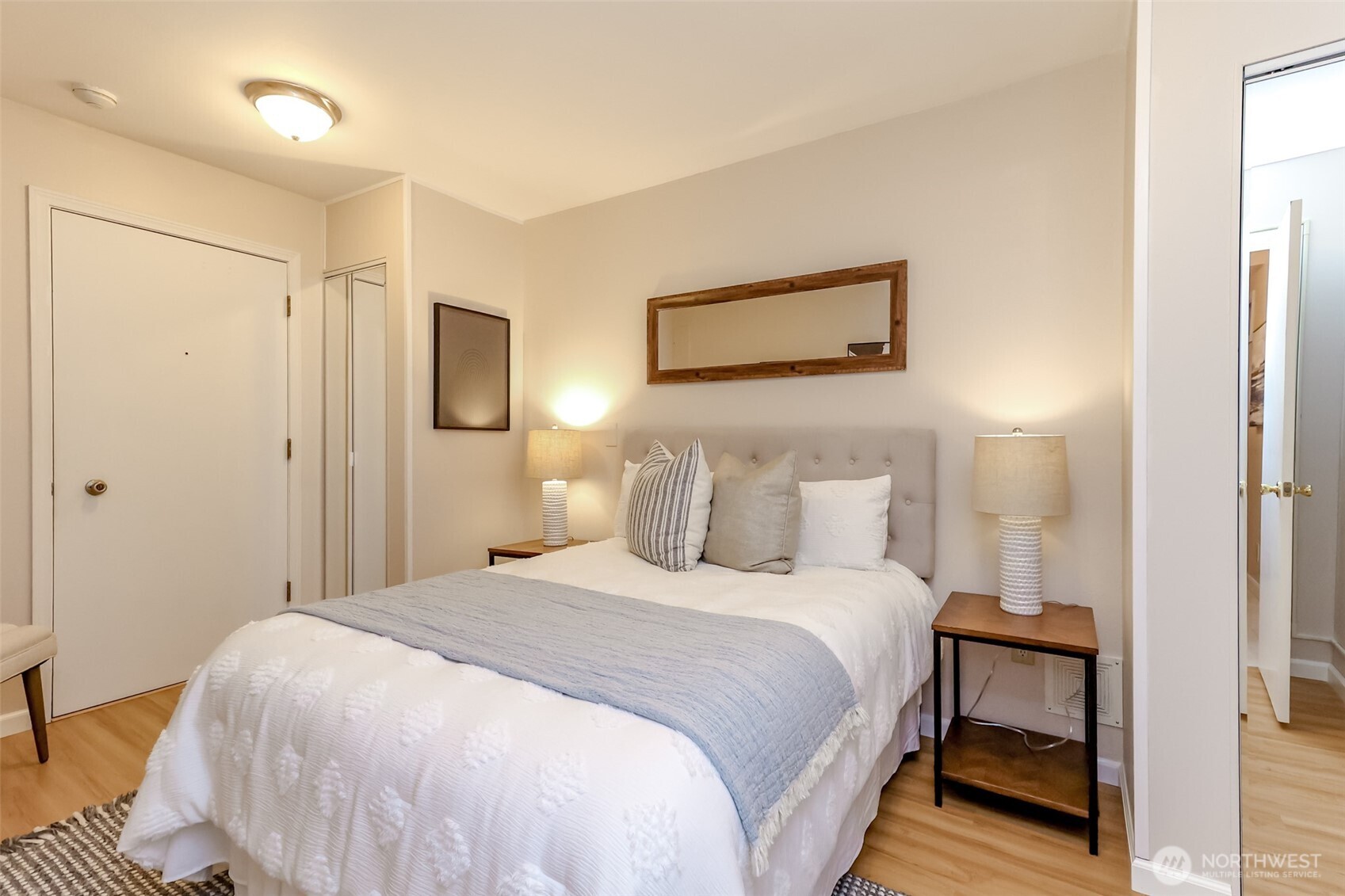 4444 44th Avenue SW #405, Seattle, WA 98116