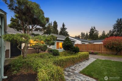 2321 NE 128th Street , Seattle, WA 98125 - Photo 2