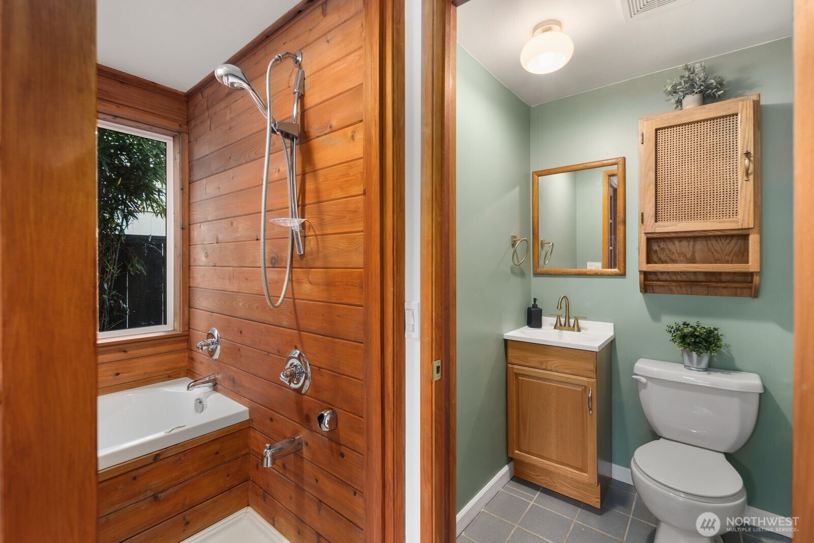 2321 NE 128th Street , Seattle, WA 98125