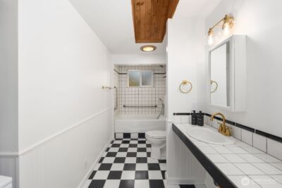 2321 NE 128th Street , Seattle, WA 98125 - Photo 32