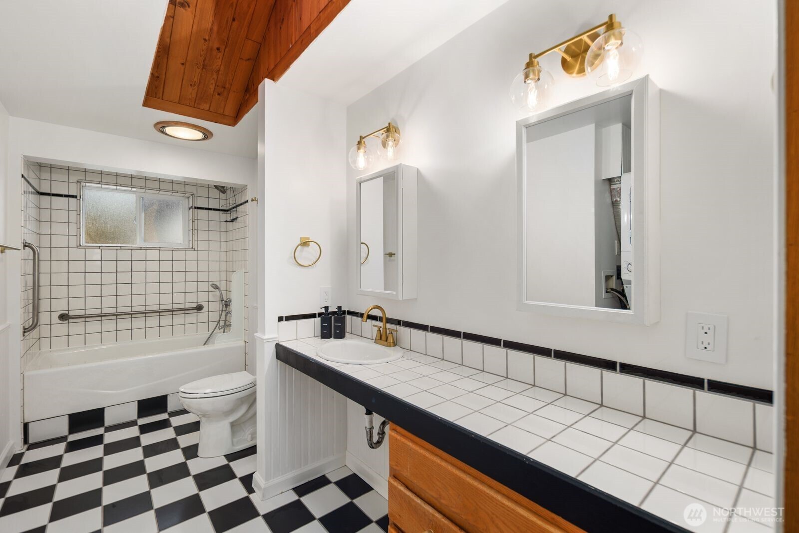 2321 NE 128th Street , Seattle, WA 98125