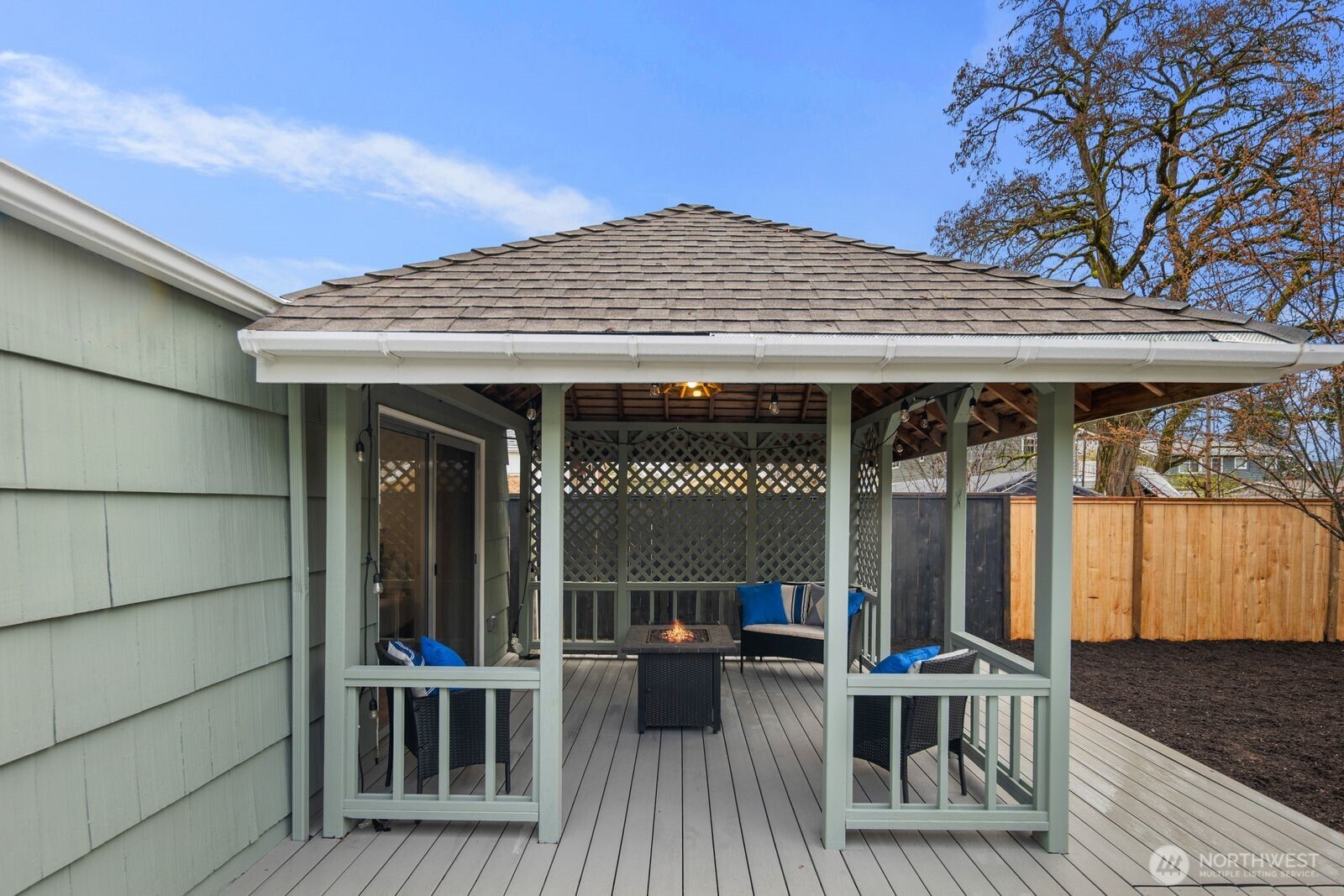 2321 NE 128th Street , Seattle, WA 98125